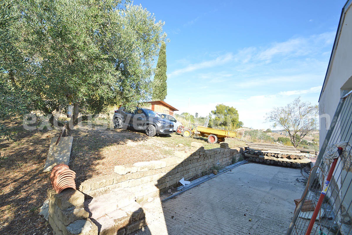 Lake View Estate with 6 Hectares - Olive Grove - Wells and Equestrian-Glamping Potential - Guardialfiera - Molise