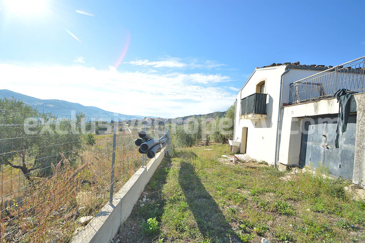 Lake View Estate with 6 Hectares - Olive Grove - Wells and Equestrian-Glamping Potential - Guardialfiera - Molise