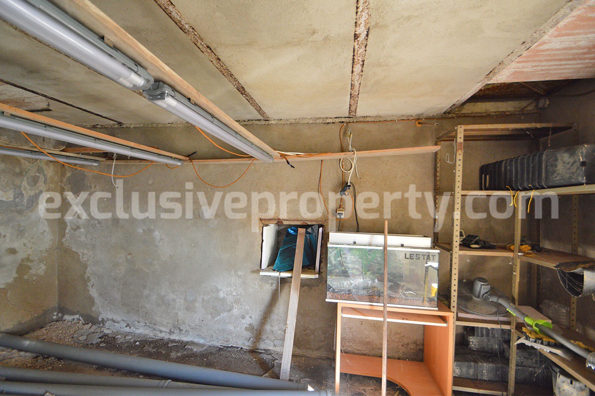 Lake View Estate with 6 Hectares - Olive Grove - Wells and Equestrian-Glamping Potential - Guardialfiera - Molise