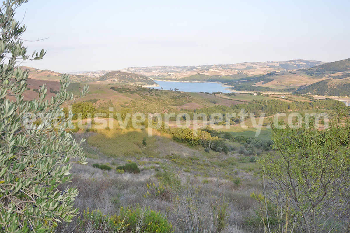 Lake View Estate with 6 Hectares - Olive Grove - Wells and Equestrian-Glamping Potential - Guardialfiera - Molise