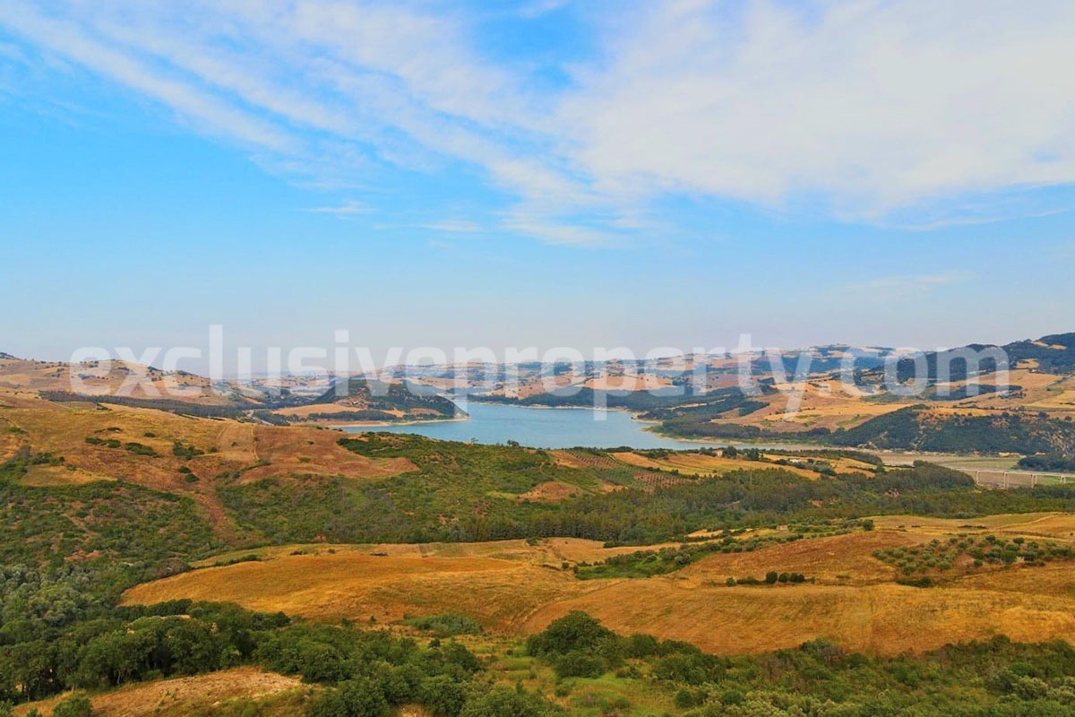 Lake View Estate with 6 Hectares - Olive Grove - Wells and Equestrian-Glamping Potential - Guardialfiera - Molise