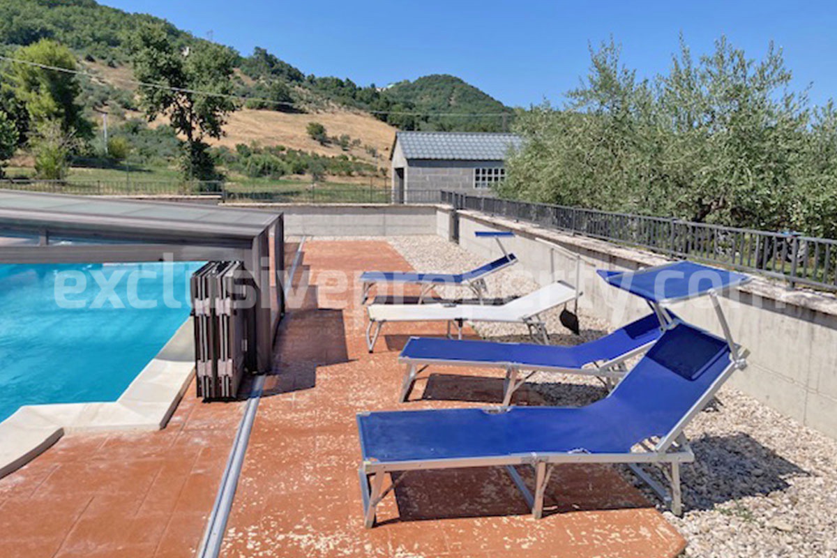 Country Home with Pool - Olive Trees and 3 Hectares for Sale in the Abruzzo Countryside - Gessopalena