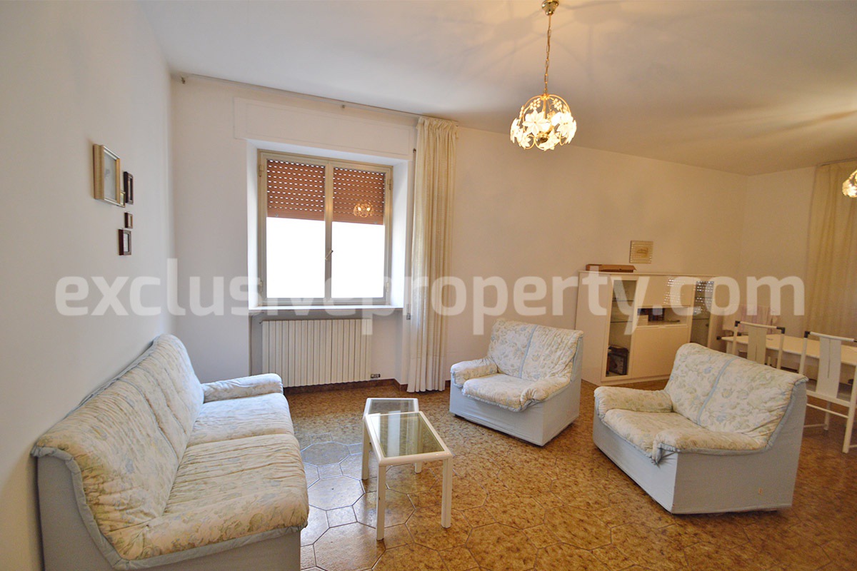 Two-Apartment Town House for Sale in Acquaviva Collecroce - Molise - Ready to Live or Rent