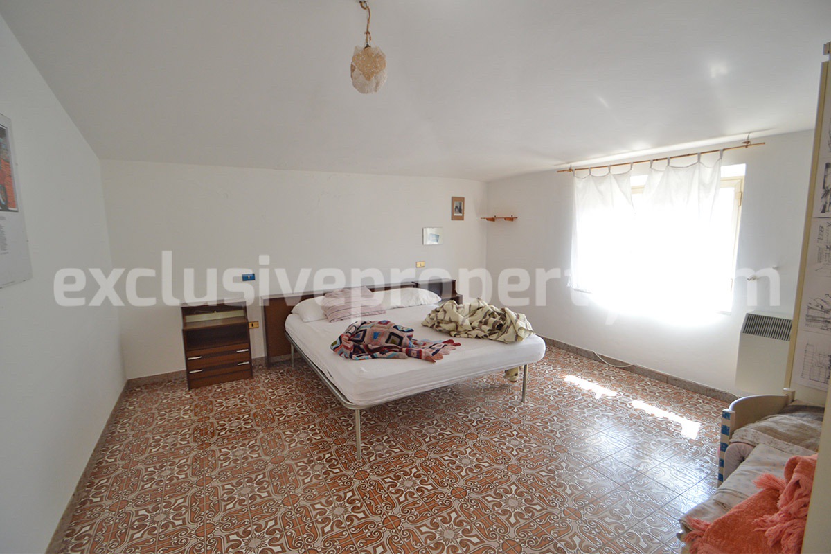 Two-Apartment Town House for Sale in Acquaviva Collecroce - Molise - Ready to Live or Rent