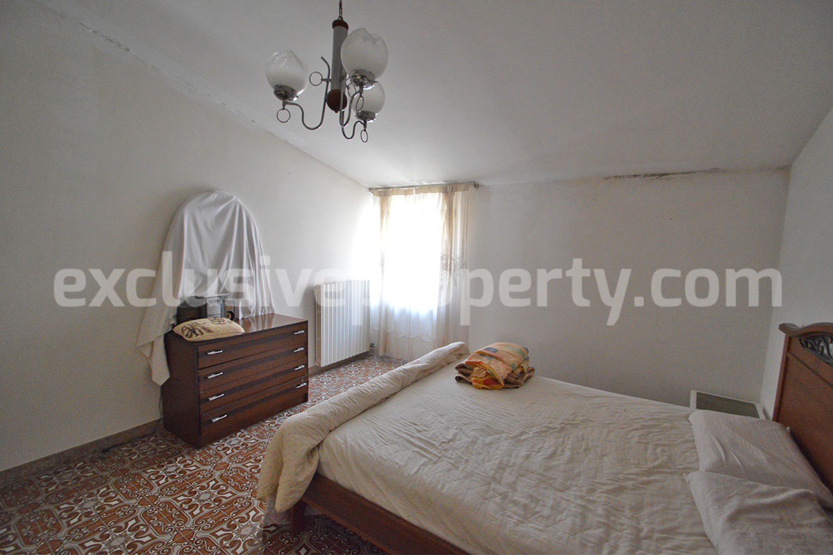 Two-Apartment Town House for Sale in Acquaviva Collecroce - Molise - Ready to Live or Rent