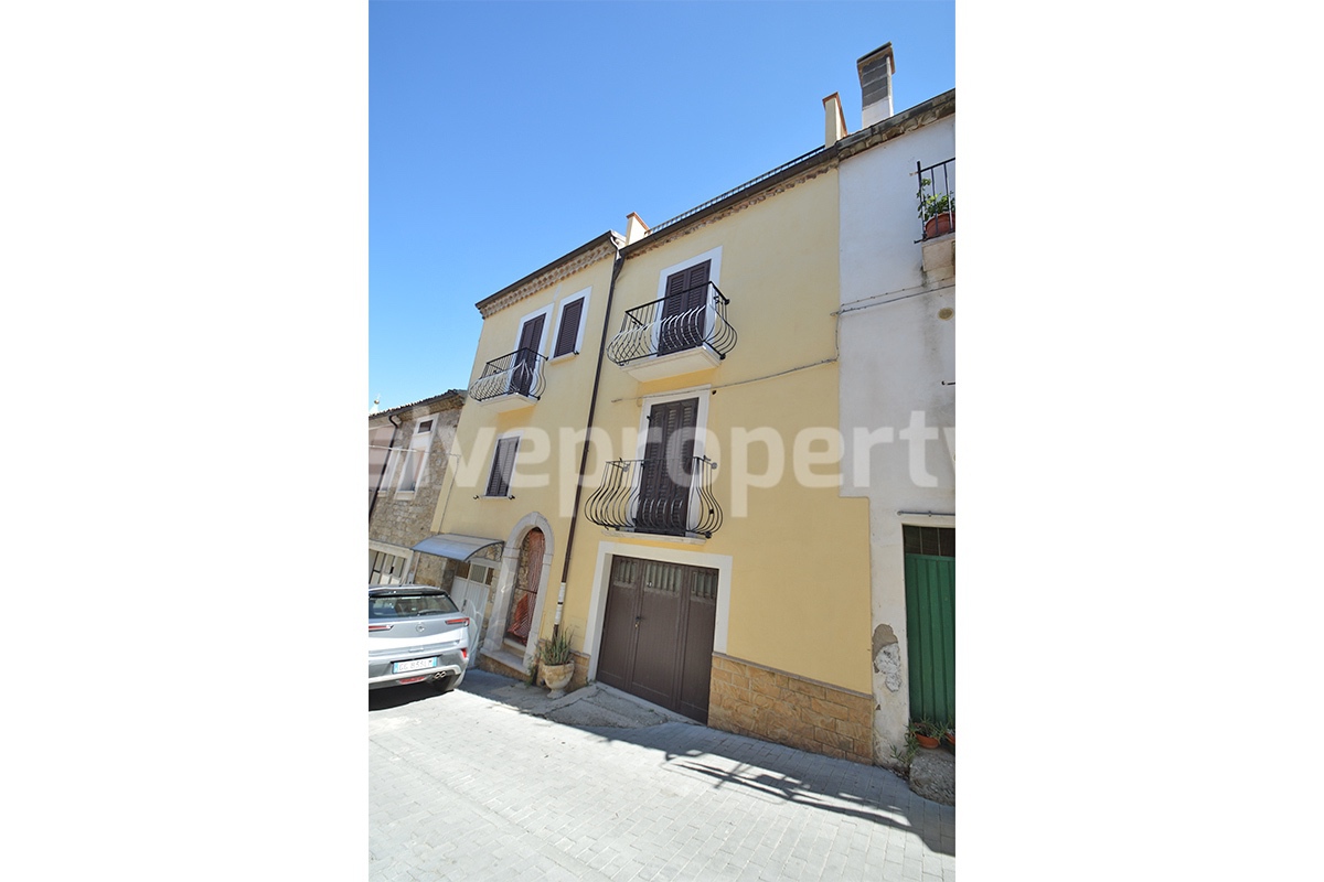Stone House to Renovate Inside for Sale with New Roof and Garage in Italy