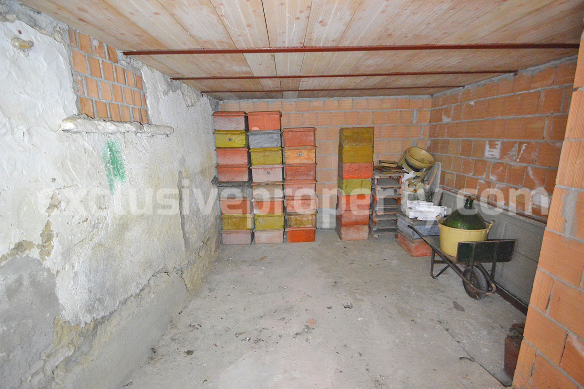 Stone House to Renovate Inside for Sale with New Roof and Garage in Italy