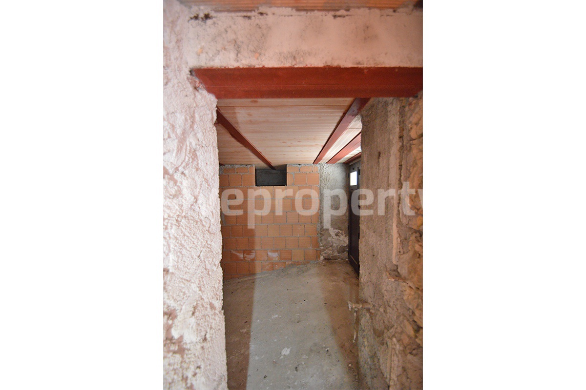 Stone House to Renovate Inside for Sale with New Roof and Garage in Italy