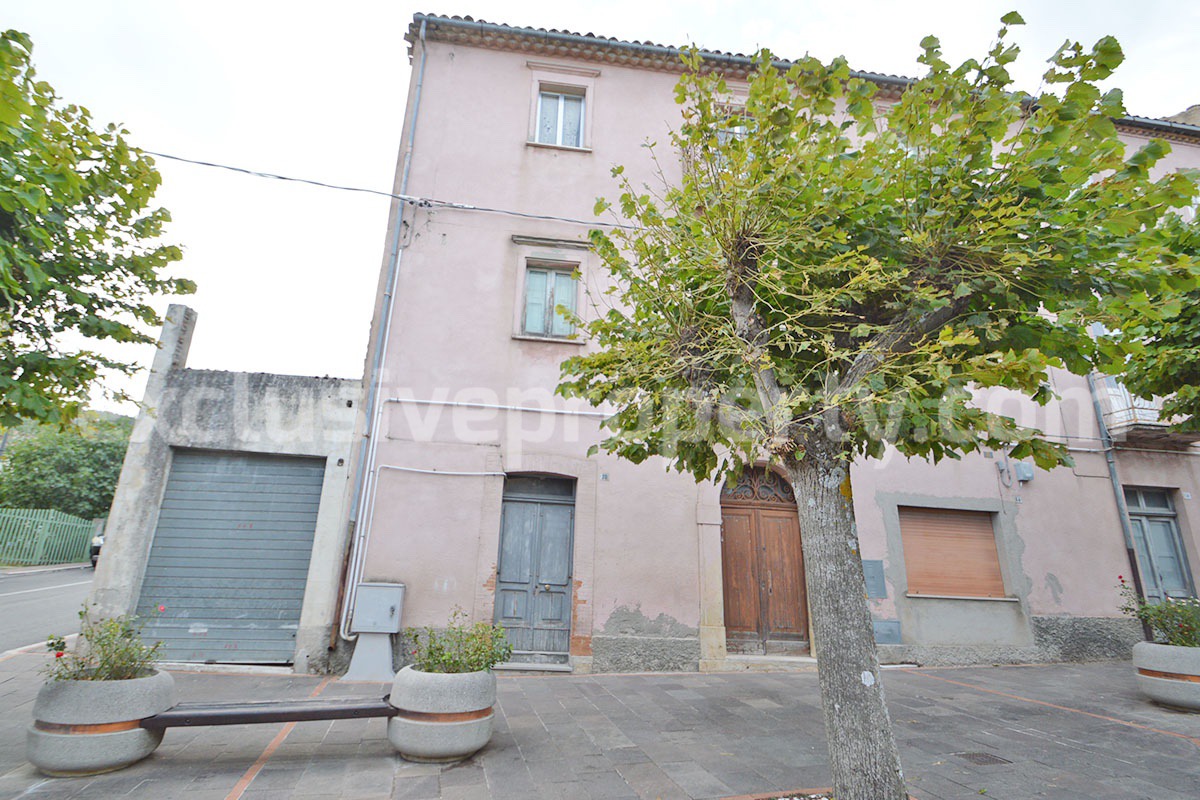 Historic palace from the 800th century for sale in Abruzzo