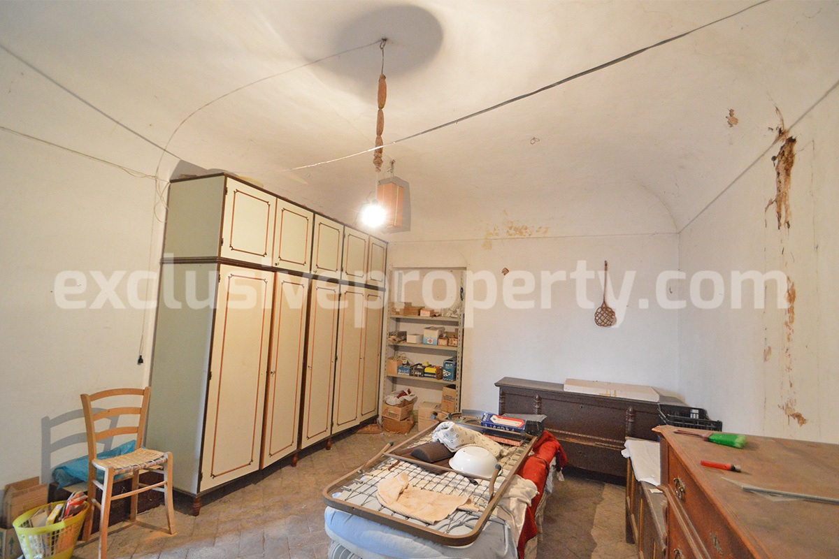 Historic palace from the 800th century for sale in Abruzzo