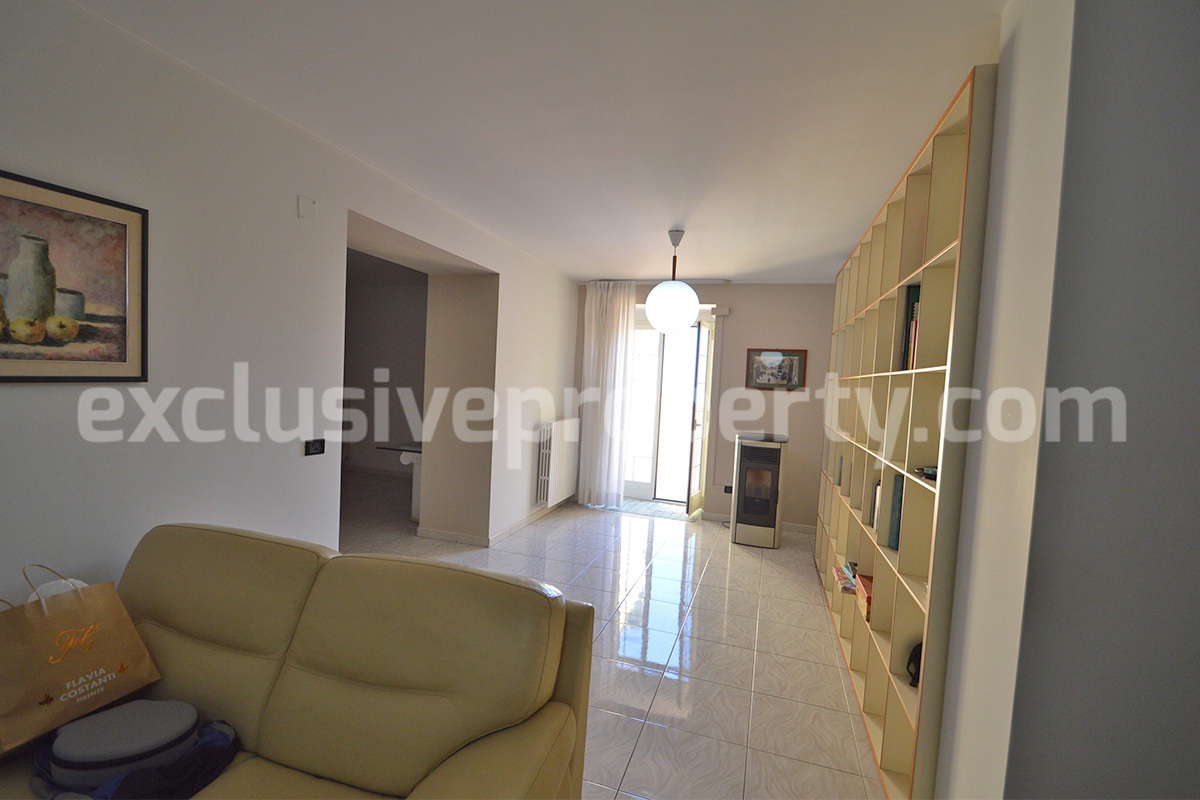 Large Furnished Town House with Sea View Terraces - Garage and Shop for Sale in Tavenna - Molise