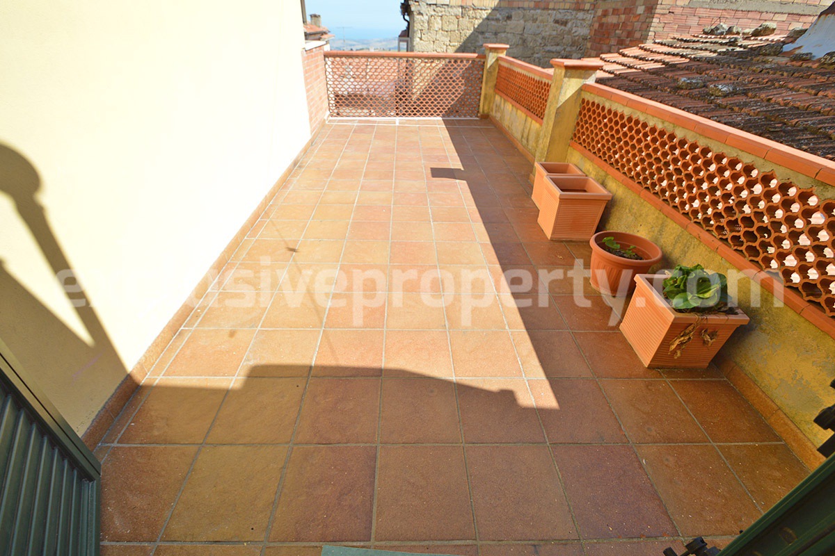 Large Furnished Town House with Sea View Terraces - Garage and Shop for Sale in Tavenna - Molise