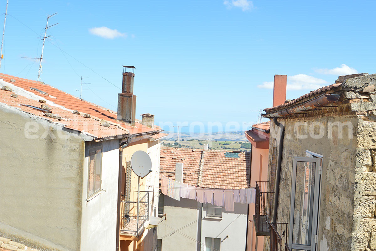 Large Furnished Town House with Sea View Terraces - Garage and Shop for Sale in Tavenna - Molise