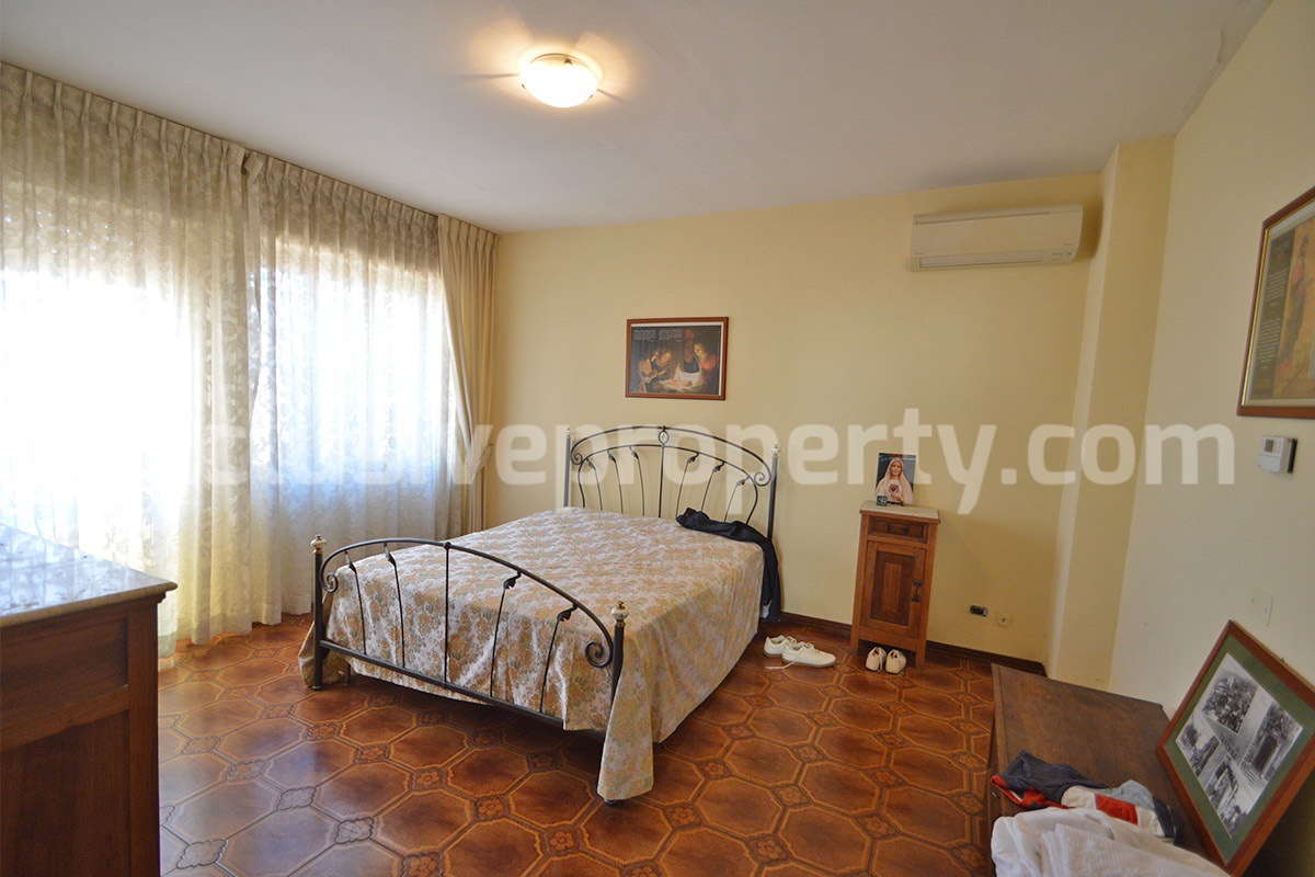 Large Furnished Town House with Sea View Terraces - Garage and Shop for Sale in Tavenna - Molise