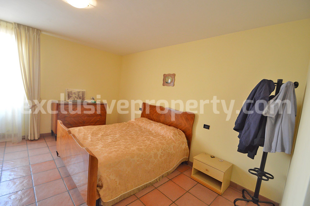 Large Furnished Town House with Sea View Terraces - Garage and Shop for Sale in Tavenna - Molise