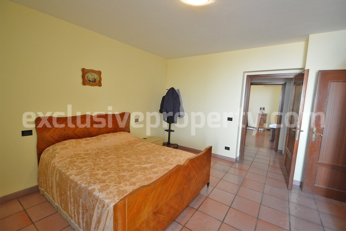 Large Furnished Town House with Sea View Terraces - Garage and Shop for Sale in Tavenna - Molise