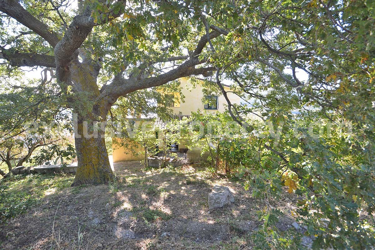 Italian Lake-View Country House for Sale in Molise - Panoramic Terrace - Private Land in Guardialfiera