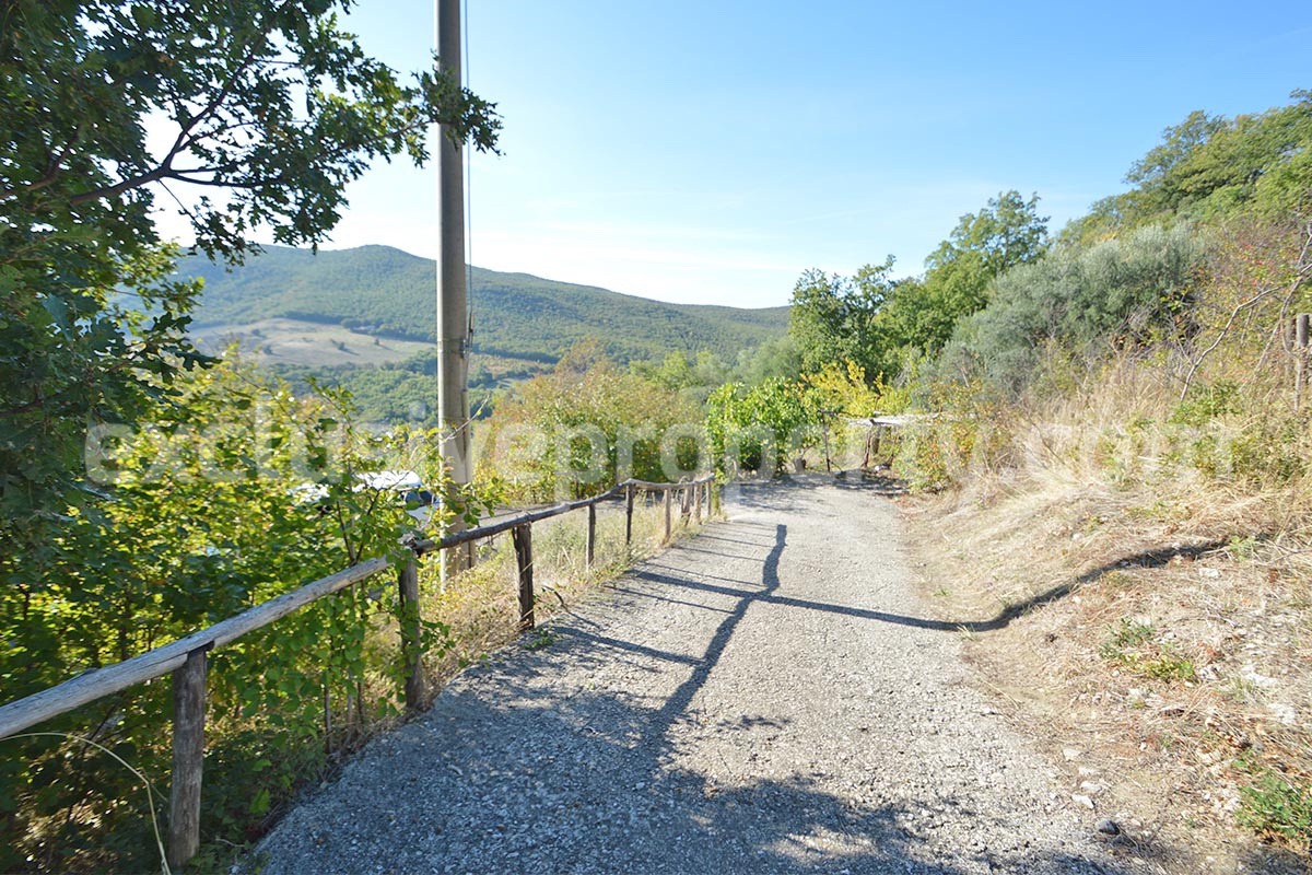 Italian Lake-View Country House for Sale in Molise - Panoramic Terrace - Private Land in Guardialfiera