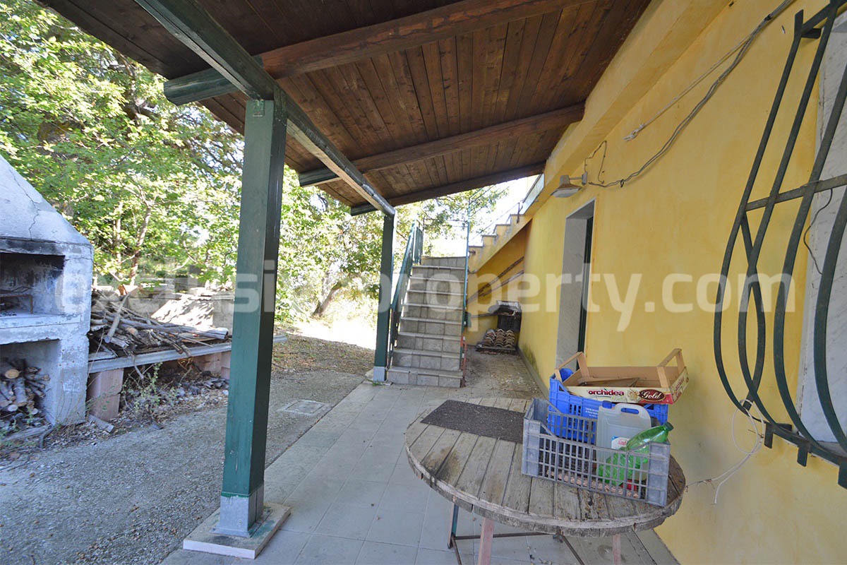 Italian Lake-View Country House for Sale in Molise - Panoramic Terrace - Private Land in Guardialfiera