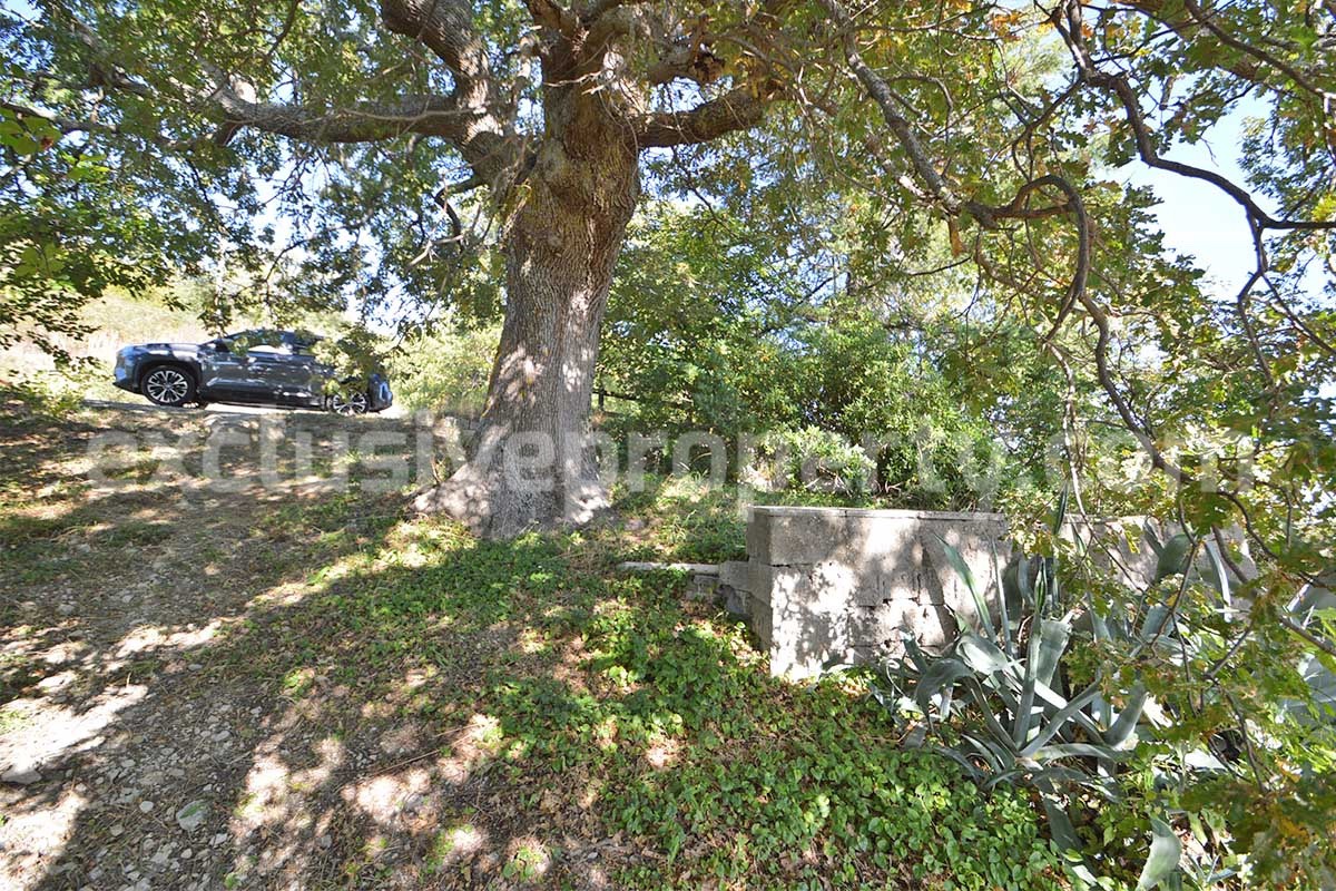 Italian Lake-View Country House for Sale in Molise - Panoramic Terrace - Private Land in Guardialfiera