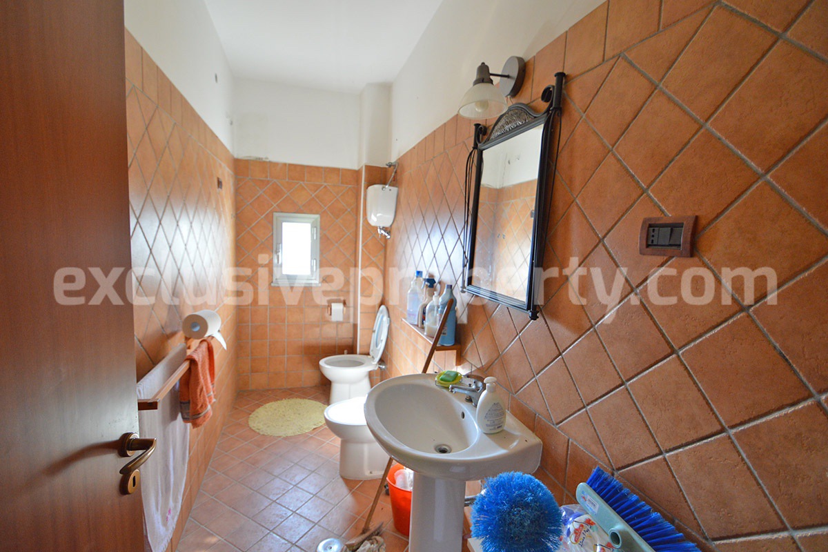 Italian Lake-View Country House for Sale in Molise - Panoramic Terrace - Private Land in Guardialfiera