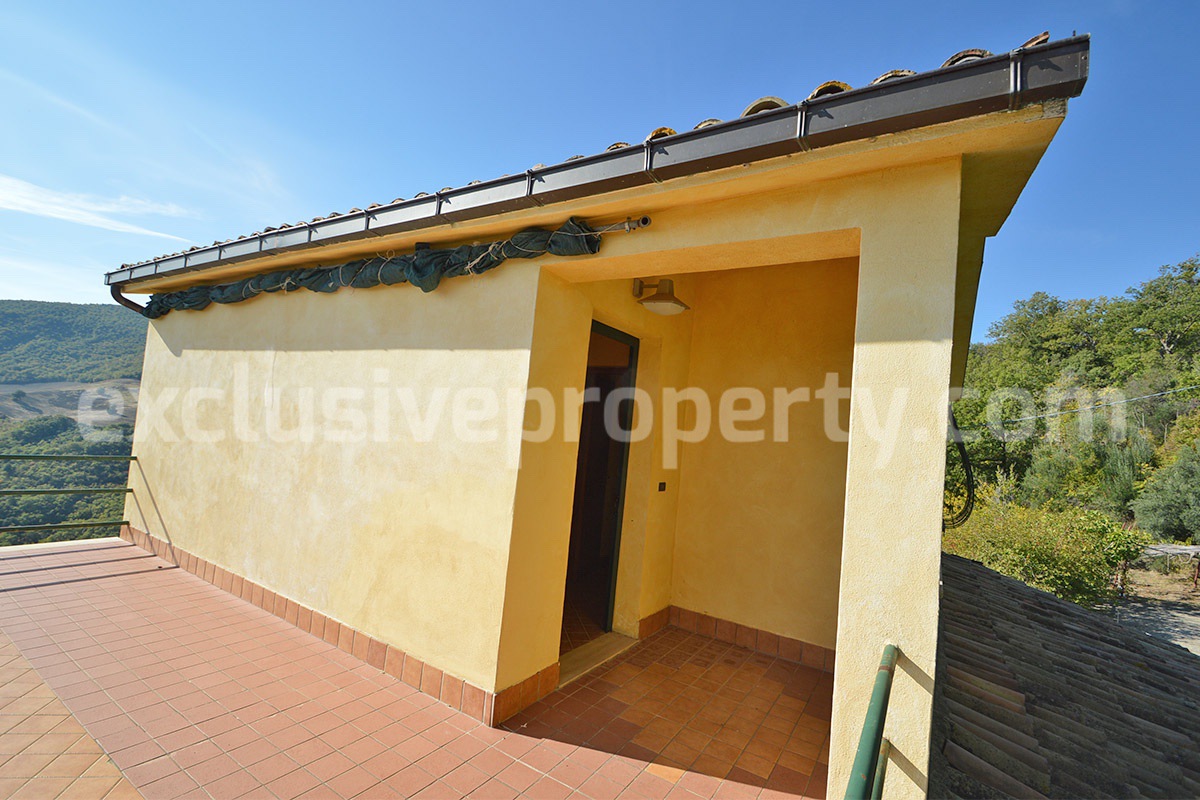 Italian Lake-View Country House for Sale in Molise - Panoramic Terrace - Private Land in Guardialfiera