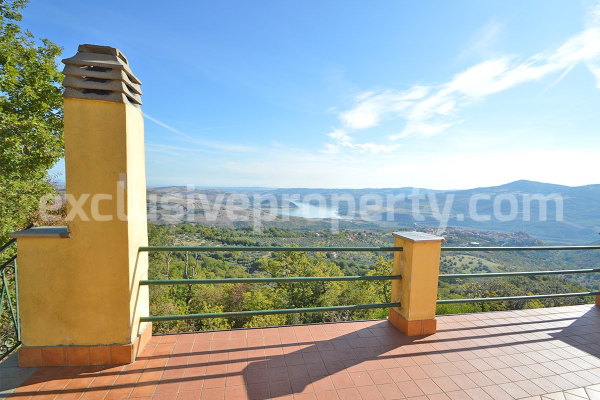 Italian Lake-View Country House for Sale in Molise - Panoramic Terrace - Private Land in Guardialfiera