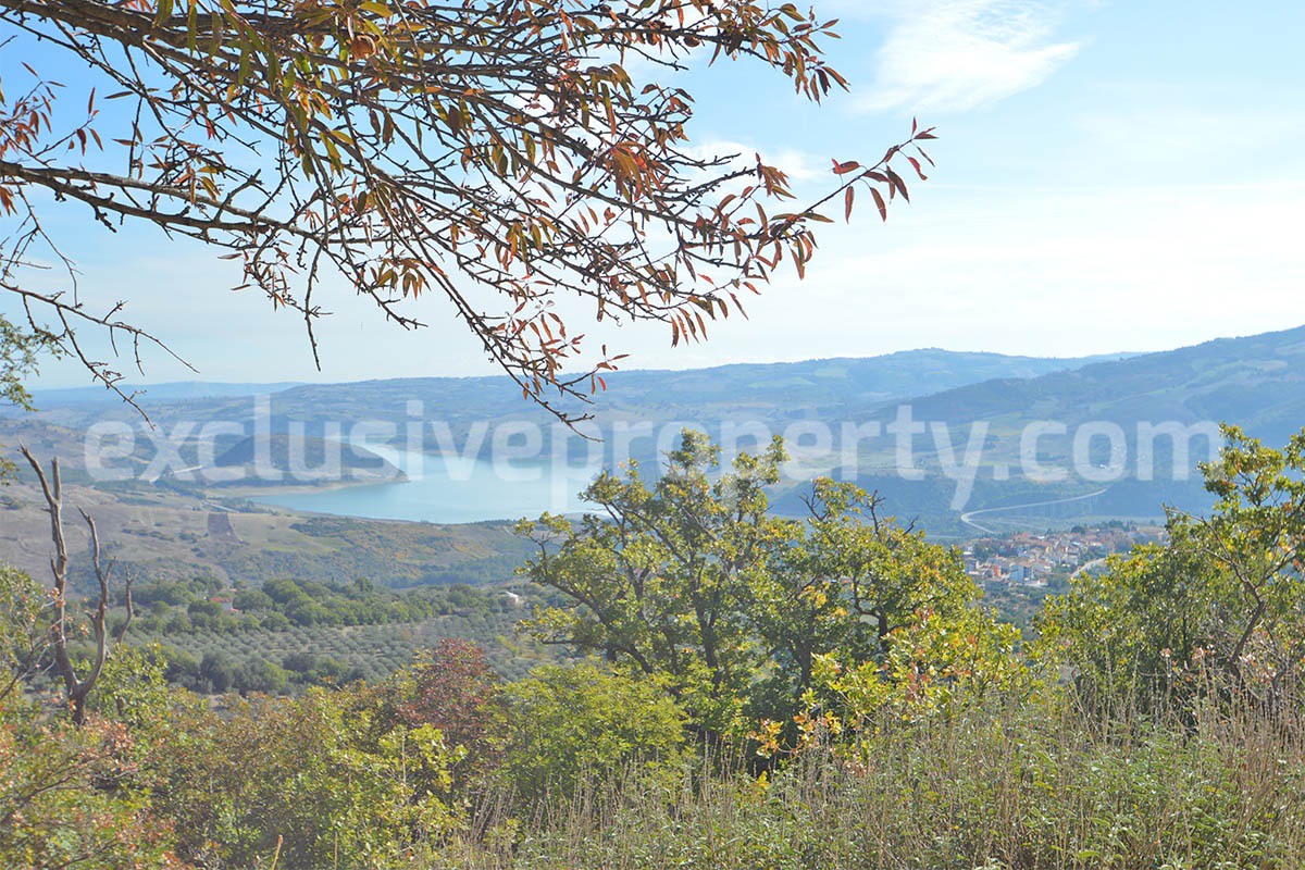 Italian Lake-View Country House for Sale in Molise - Panoramic Terrace - Private Land in Guardialfiera