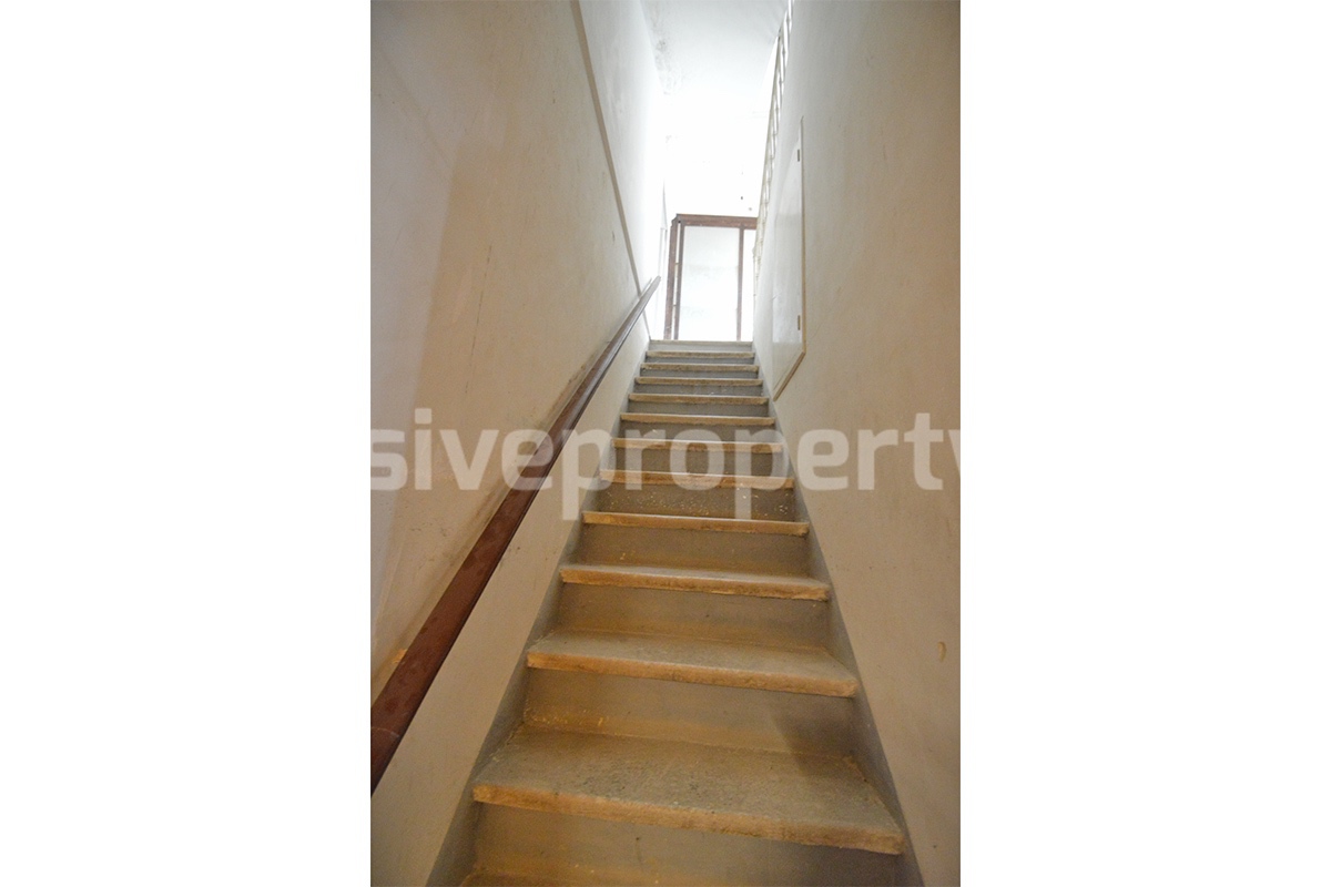Cheap Italian Property for Sale - Apartment to Renovate in Lupara - Molise with Terrace