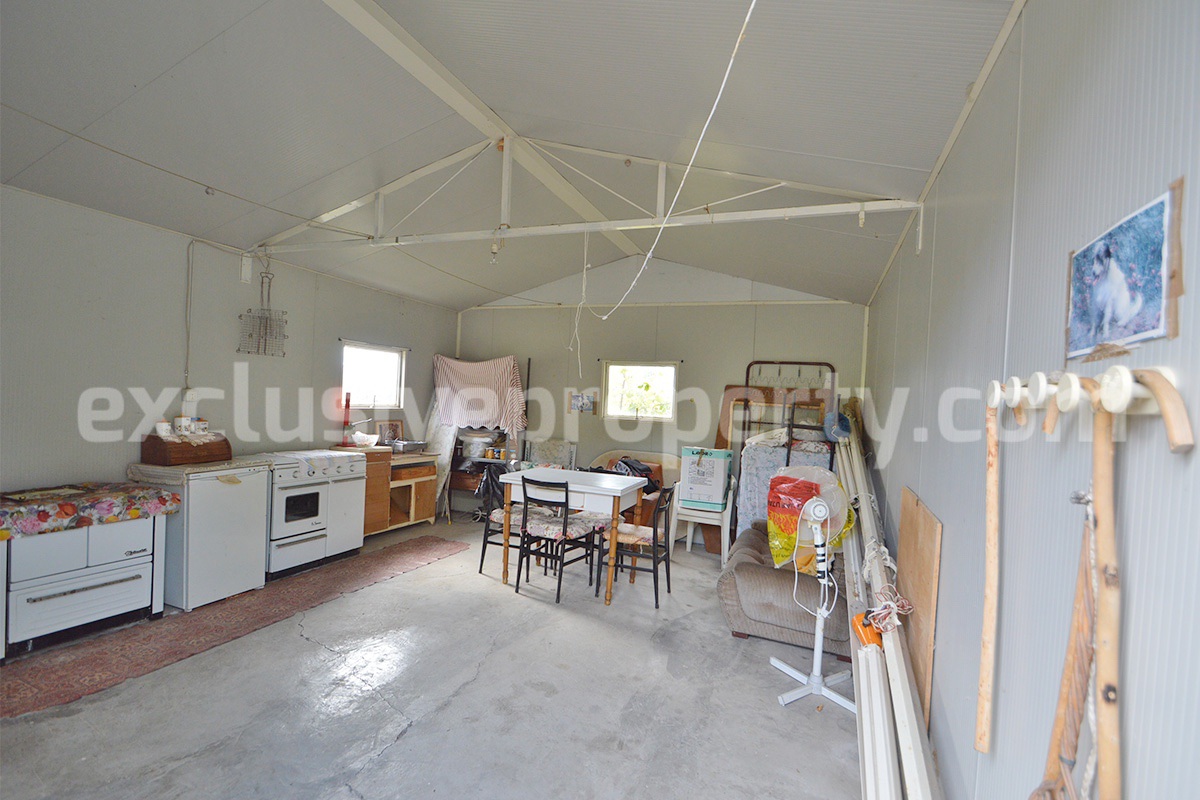 Traditional Stone House with Land and Mountain Views in Schiavi di Abruzzo - Italy