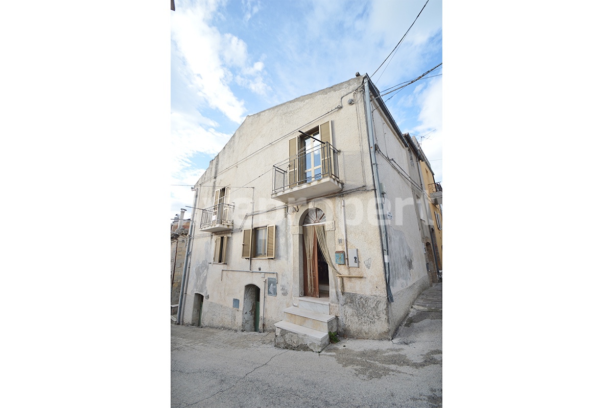 Property for Sale in Mafalda - Molise - 2-Storey Town House with Cellar and Rooftop Views