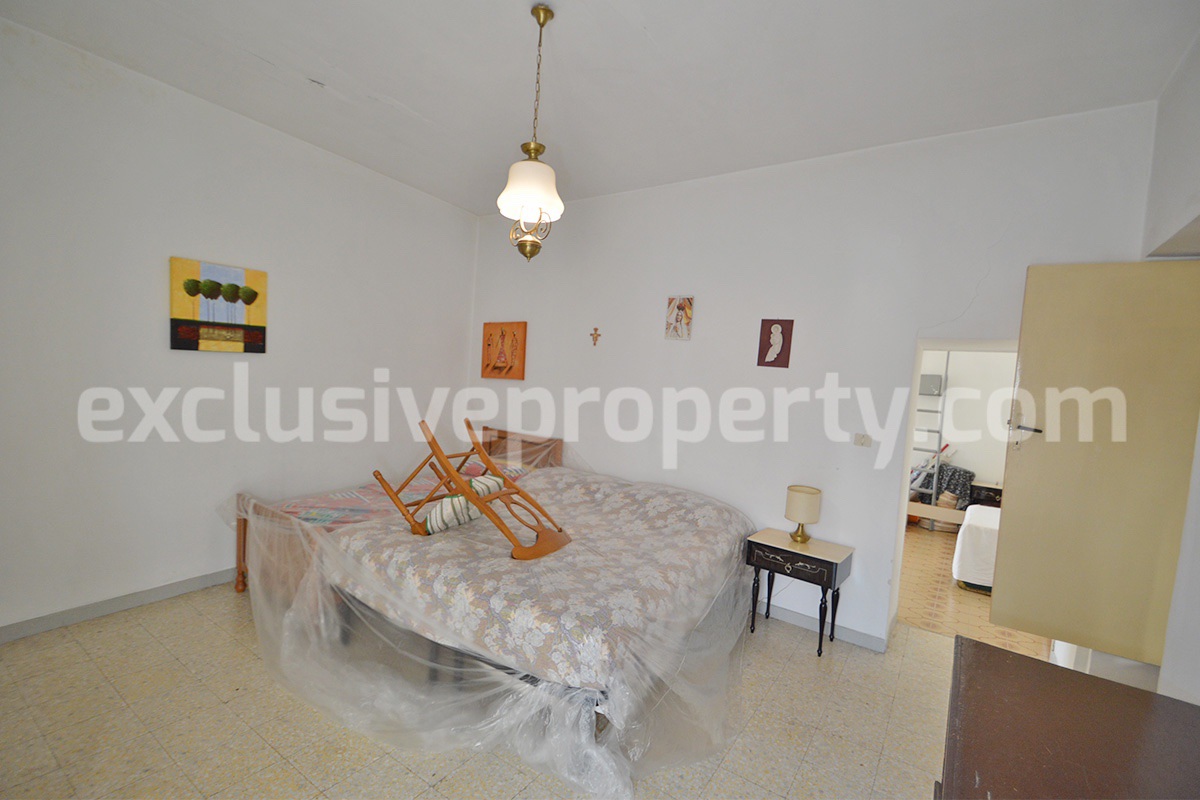 Property for Sale in Mafalda - Molise - 2-Storey Town House with Cellar and Rooftop Views