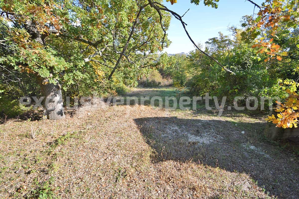 Charming country house with outbuilding - land - panoramic views for sale in Duronia - Molise - Italy