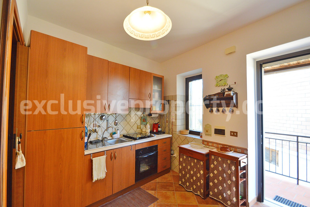 Charming country house with outbuilding - land - panoramic views for sale in Duronia - Molise - Italy