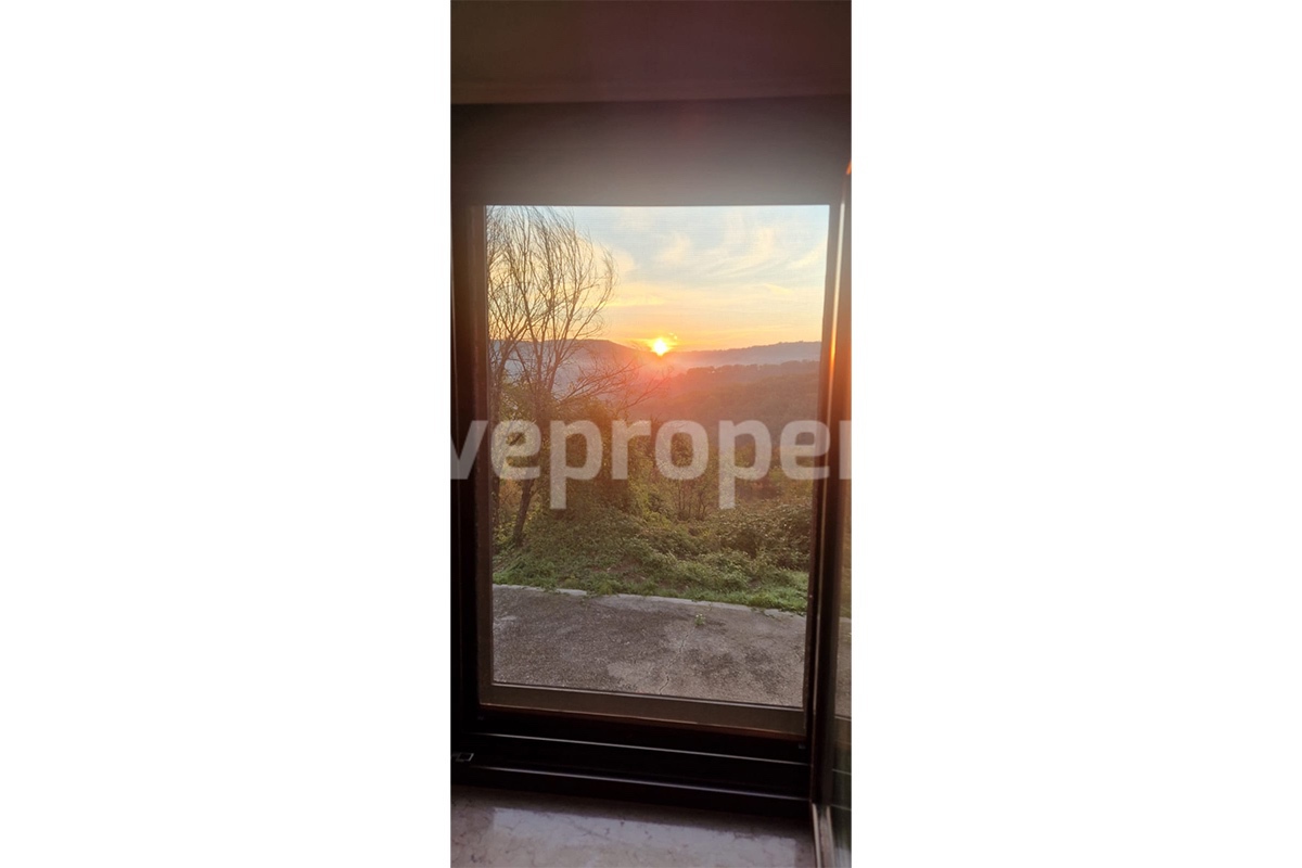Charming country house with outbuilding - land - panoramic views for sale in Duronia - Molise - Italy