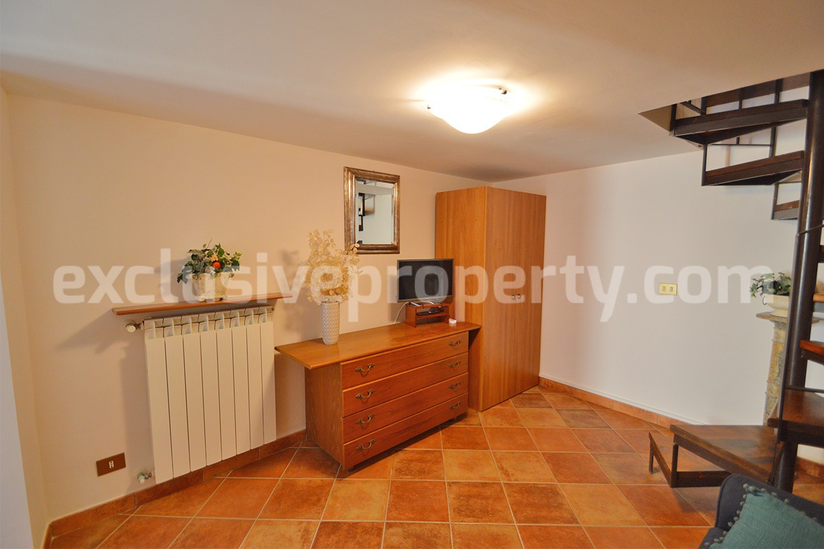 Charming country house with outbuilding - land - panoramic views for sale in Duronia - Molise - Italy