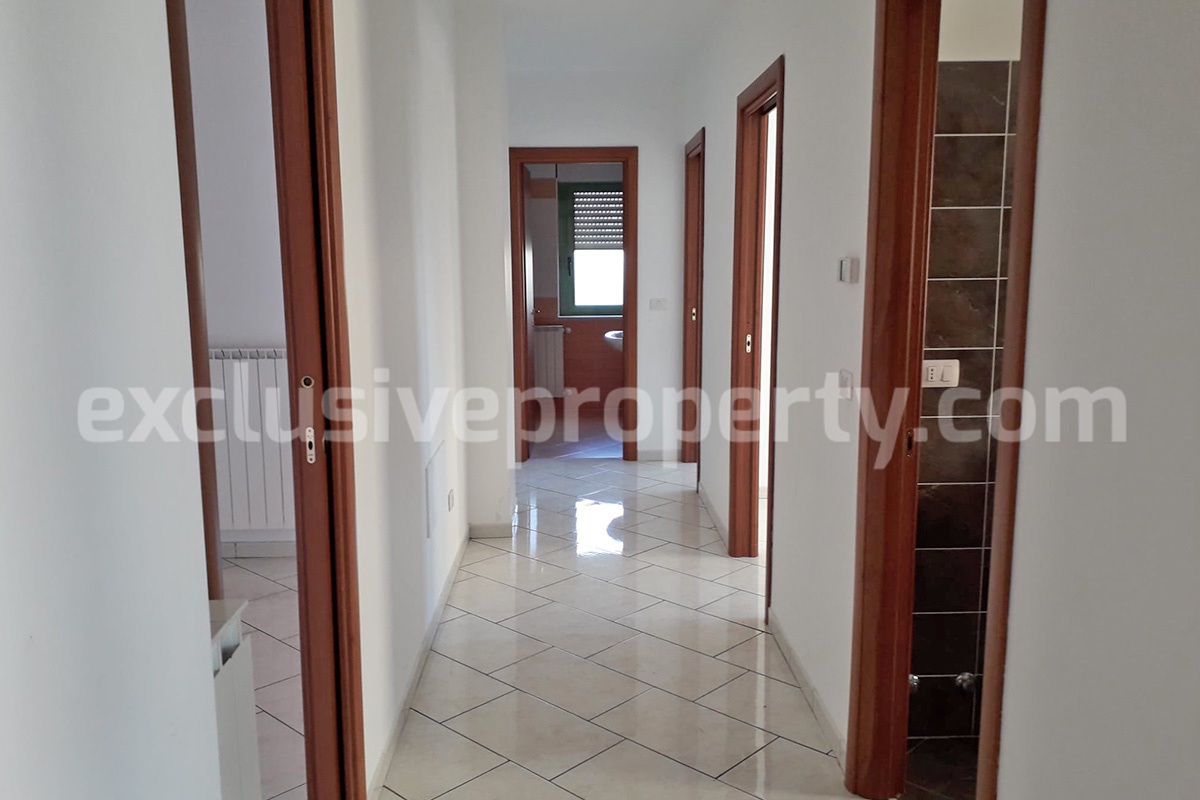 Spacious 3-bedroom apartment with terrace and garage for sale in San Giuliano di Puglia - Molise
