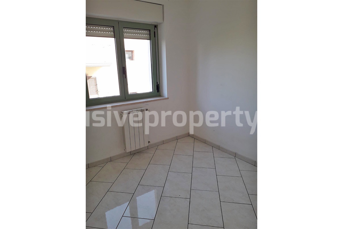 Spacious 3-bedroom apartment with terrace and garage for sale in San Giuliano di Puglia - Molise