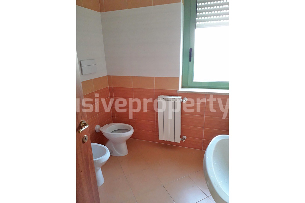 Spacious 3-bedroom apartment with terrace and garage for sale in San Giuliano di Puglia - Molise