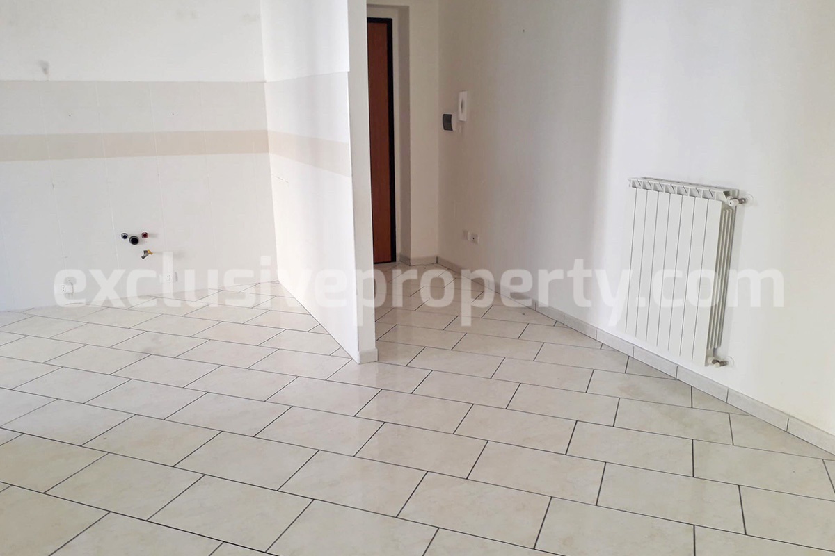 Spacious 3-bedroom apartment with terrace and garage for sale in San Giuliano di Puglia - Molise