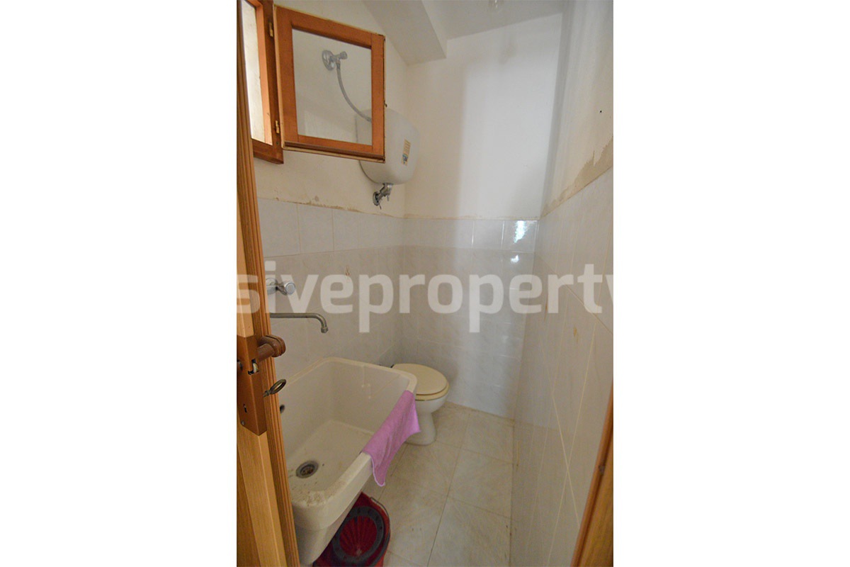 Charming town house for sale in Italy with panoramic countryside views