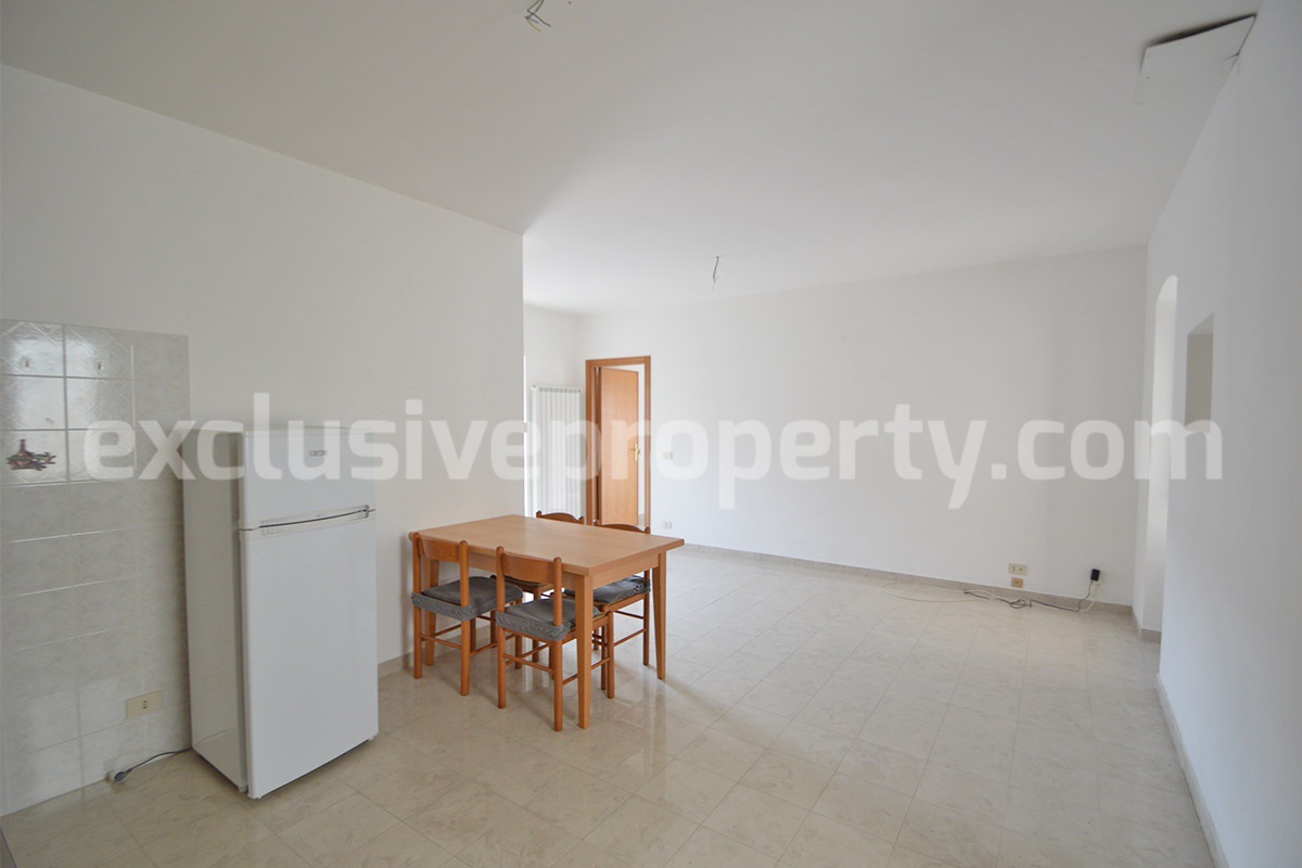 Charming town house for sale in Italy with panoramic countryside views