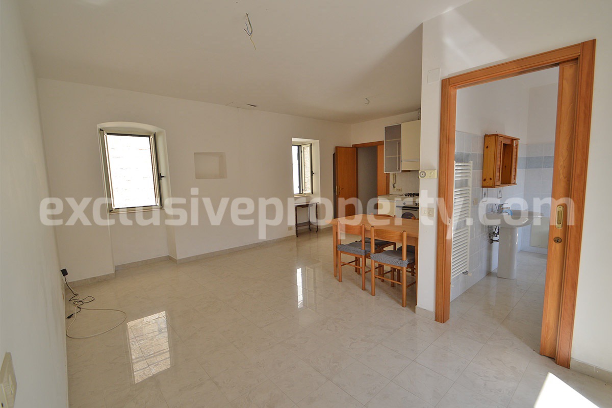 Charming town house for sale in Italy with panoramic countryside views