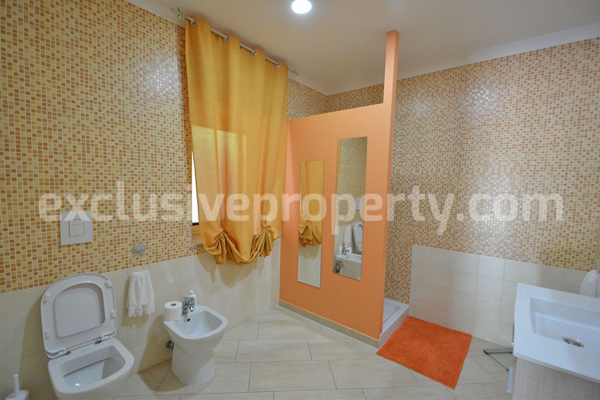 Spacious detached house with two apartments - land and solar panels for sale in Baranello - Molise - Italy