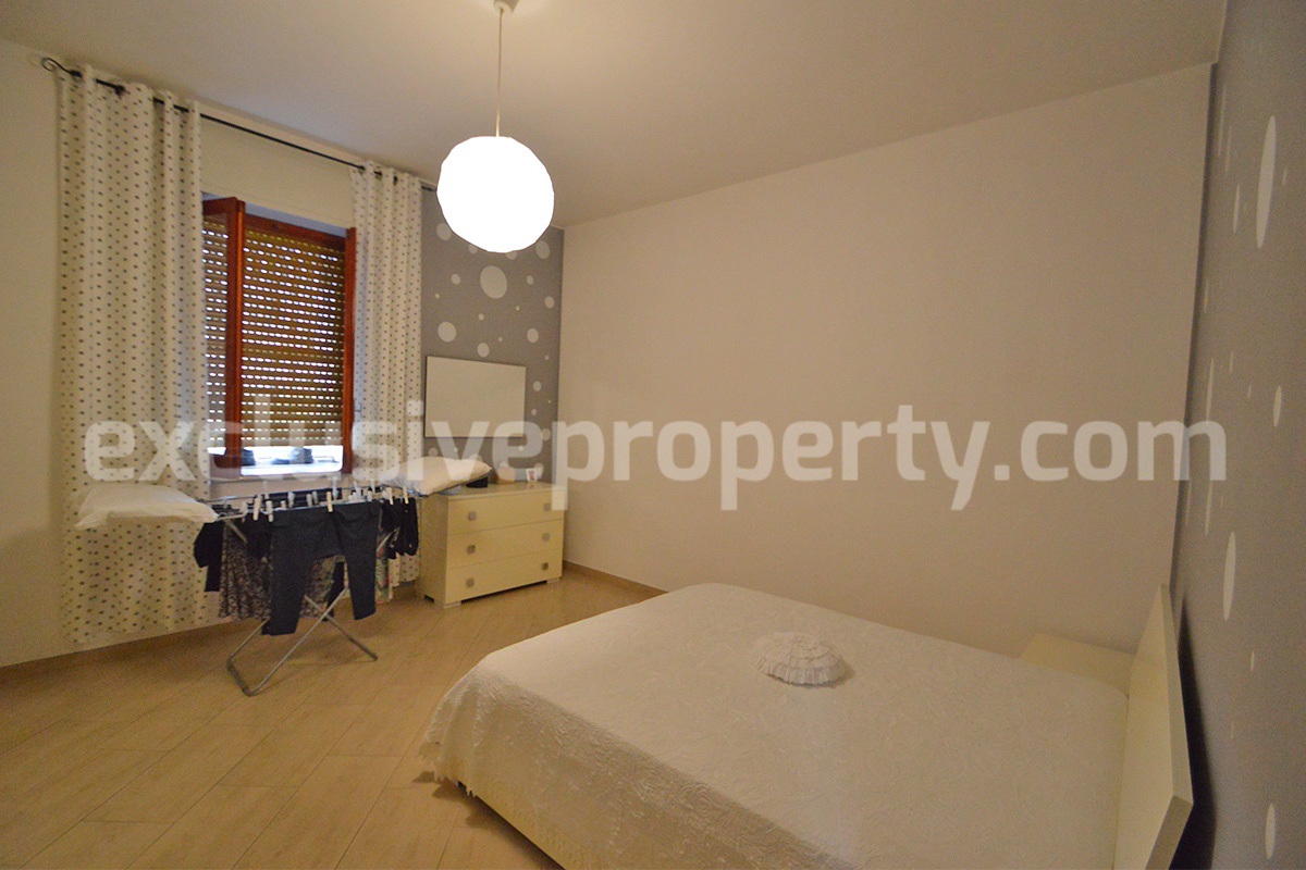 Spacious detached house with two apartments - land and solar panels for sale in Baranello - Molise - Italy