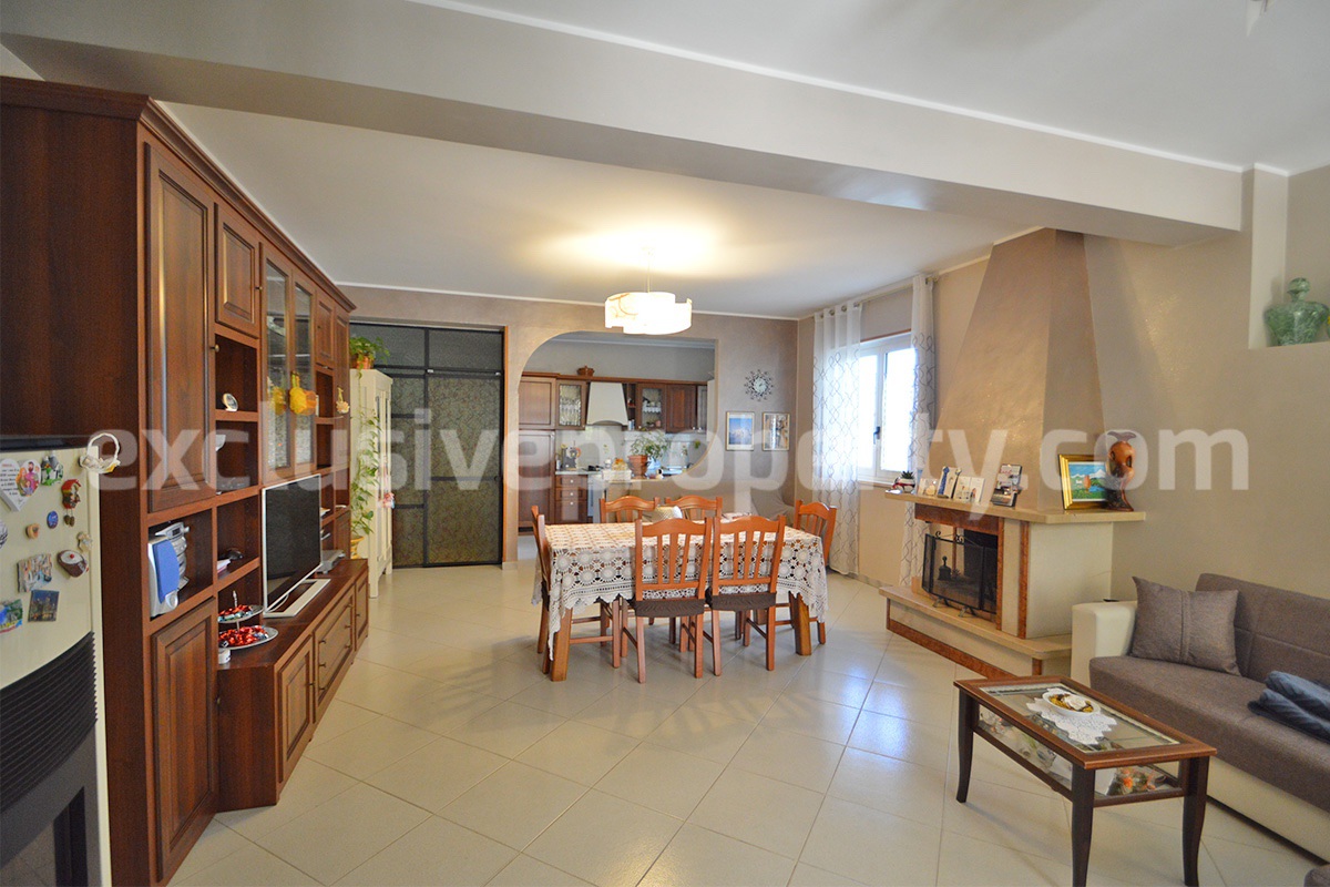 Spacious detached house with two apartments - land and solar panels for sale in Baranello - Molise - Italy