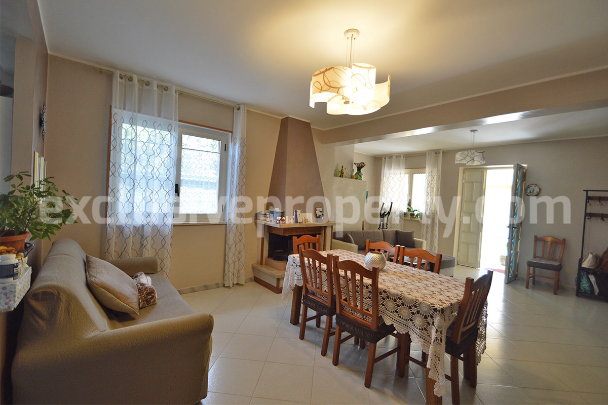 Spacious detached house with two apartments - land and solar panels for sale in Baranello - Molise - Italy