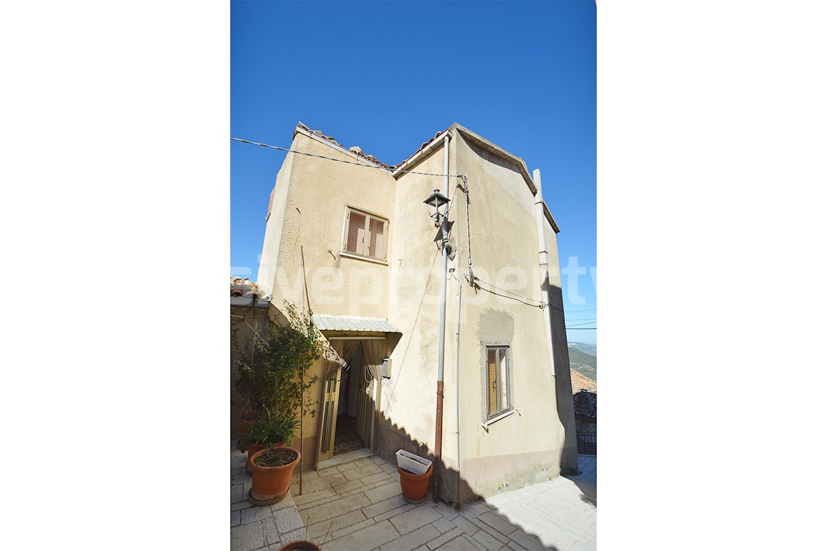 Charming Townhouse with Panoramic Sea-View Terrace in Montemitro - Molise - Italy