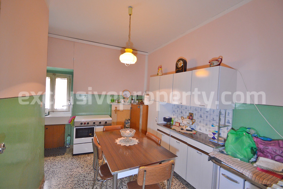 Renovated Hilltop Townhouse in Abruzzo with Panoramic Views - Near the Adriatic Coast