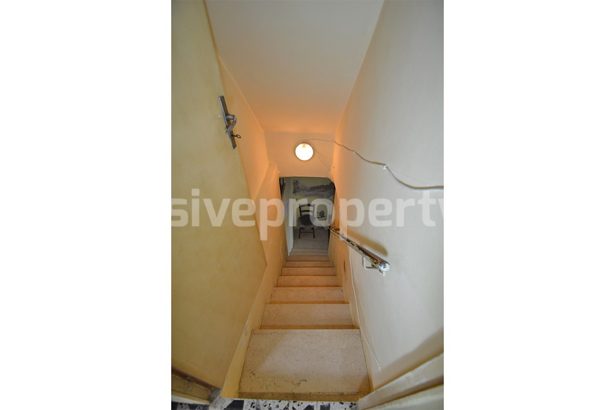 Renovated Hilltop Townhouse in Abruzzo with Panoramic Views - Near the Adriatic Coast